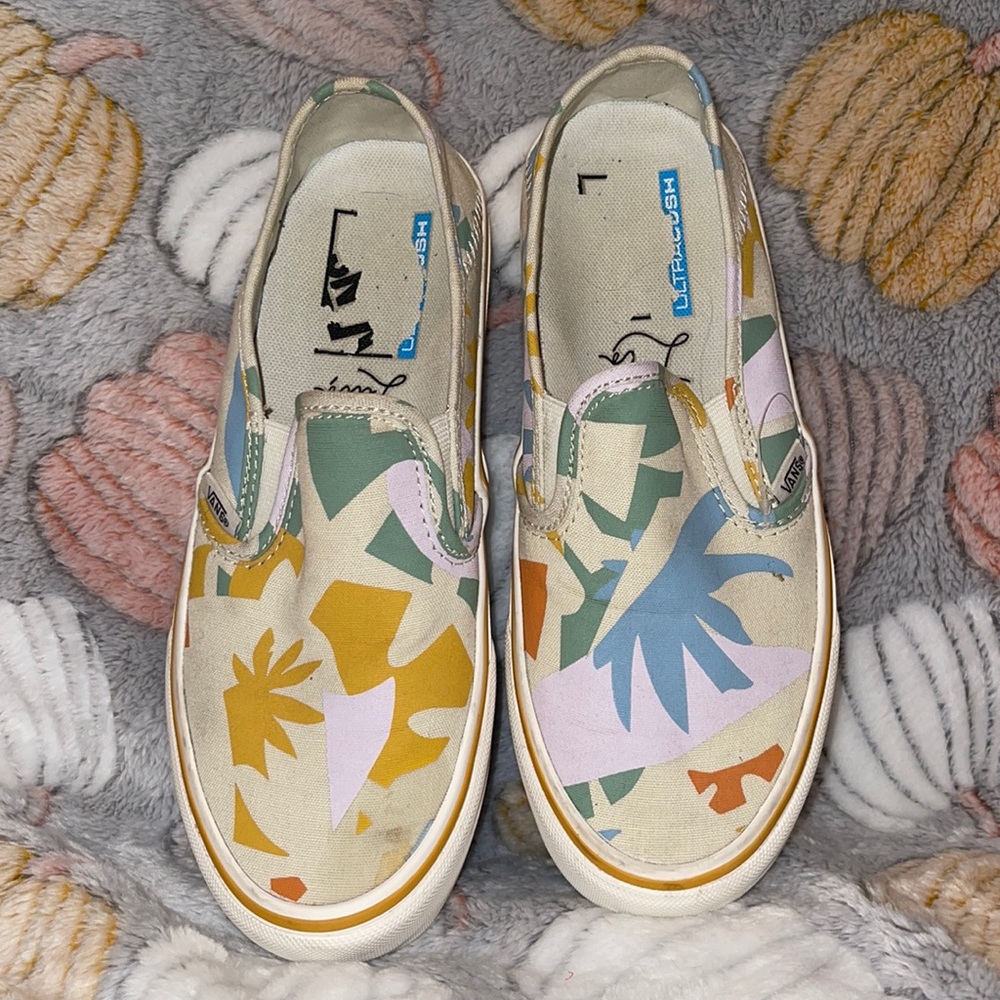 Vans ultracush slip ons